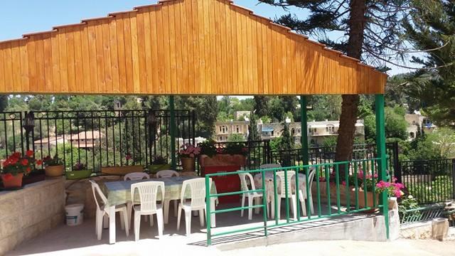 Rosary Sister Guest House Ein Karem Jerusalém Exterior foto